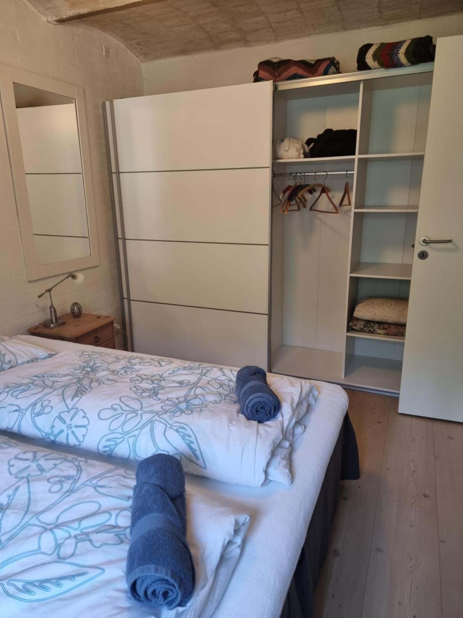 Under Regnbuen, Dit Fristed Pa Haervejen Them Exteriér fotografie